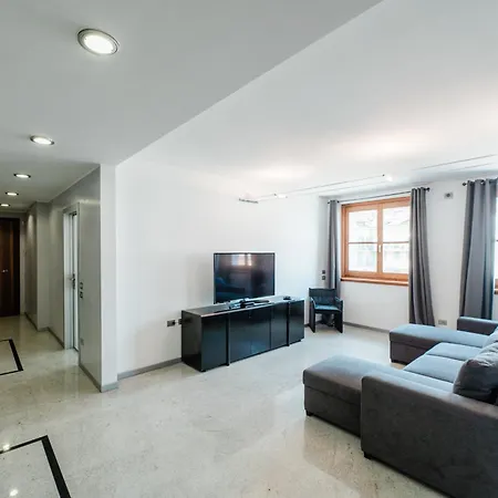 P&P Luxury Apartment Bergamo Exterior photo